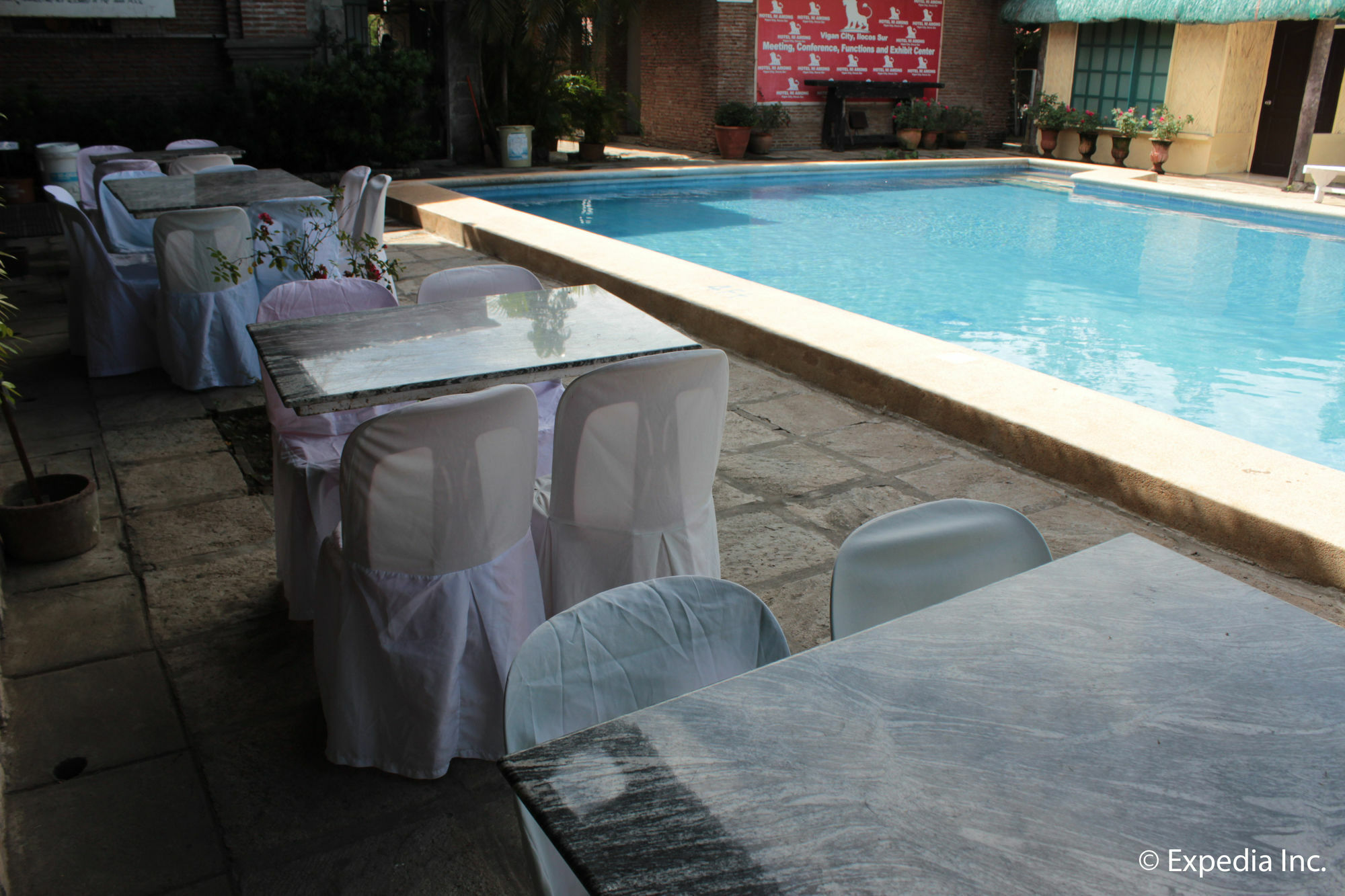 Reddoorz Plus Near Vigan Convention Center Exterior photo