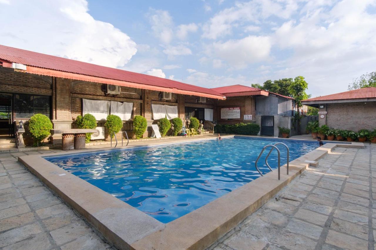 Reddoorz Plus Near Vigan Convention Center Exterior photo